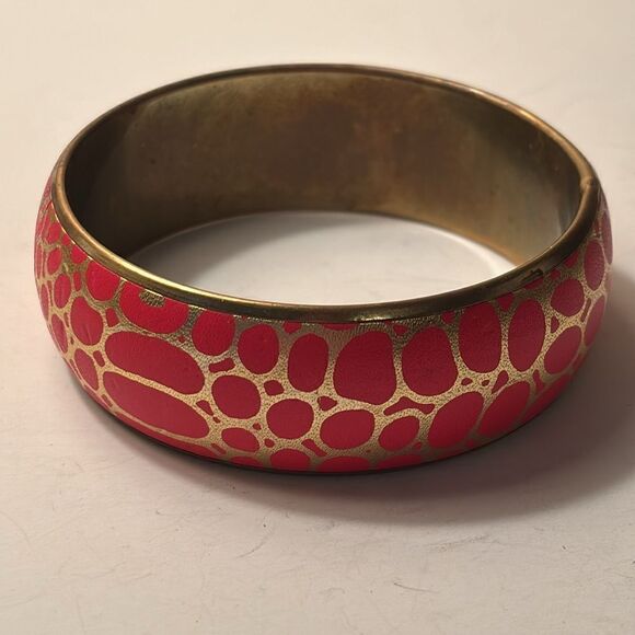Red Animal Print and Gold Tone Statement Metal Bangle Fashion Bracelet - Picture 2 of 4